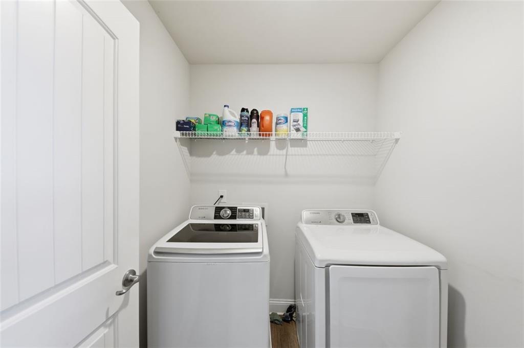 1861 Abbey Road Griffin, GA 30223 - Photo 21 of 26 a utility room with dryer and washer
