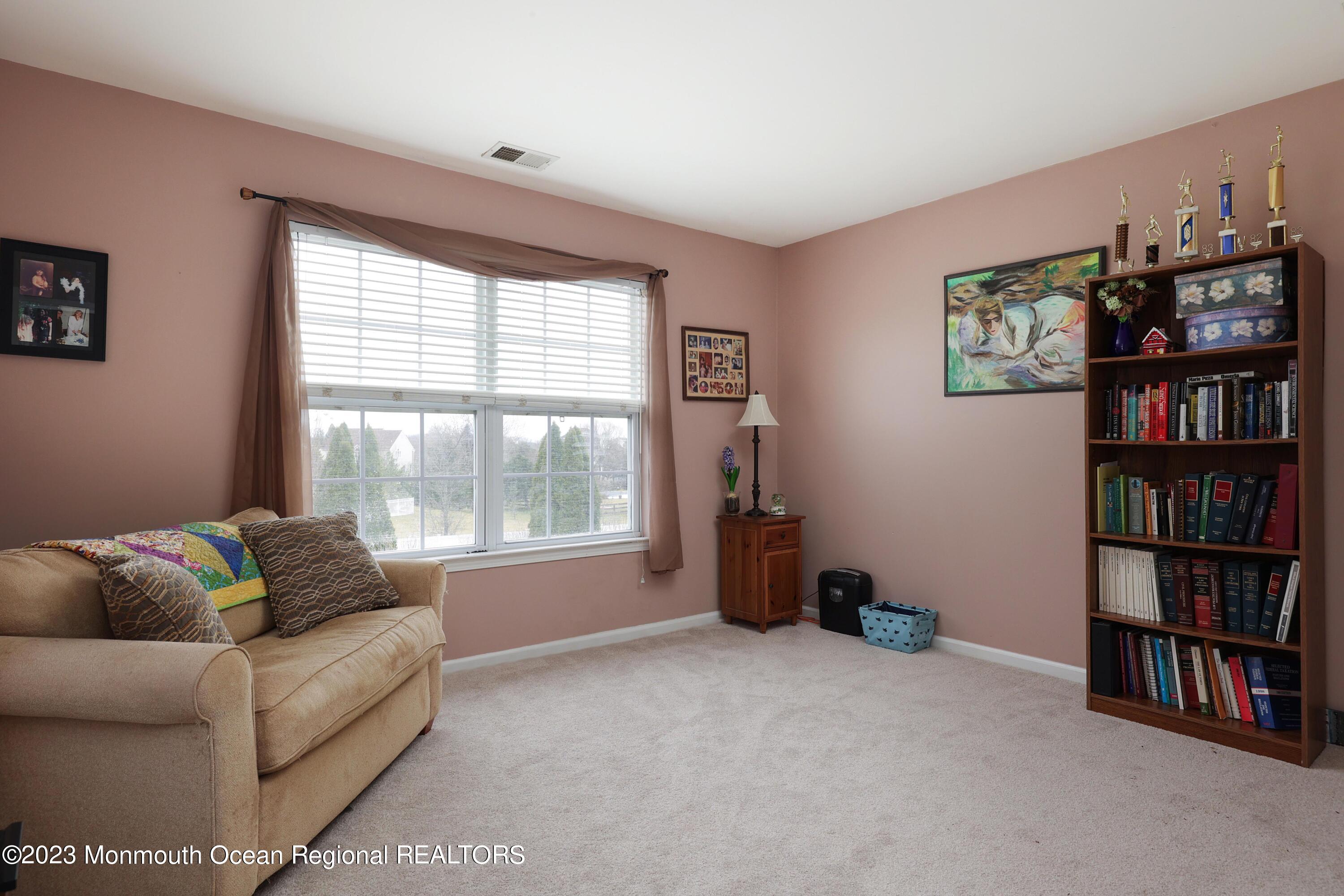 274 Burlington Road Freehold, NJ 07728 - Photo 23 of 48 758A5355