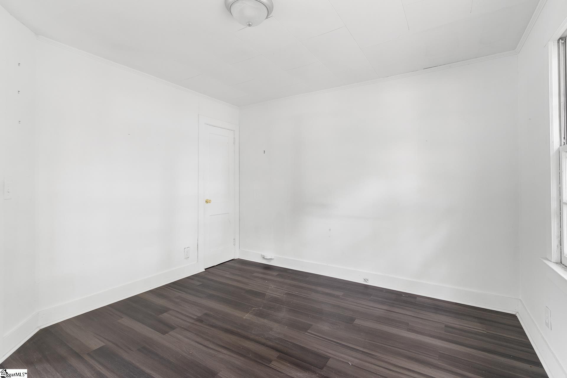 107 North Bell Street, Unit 111N Clinton, SC 29325 - Photo 27 of 37