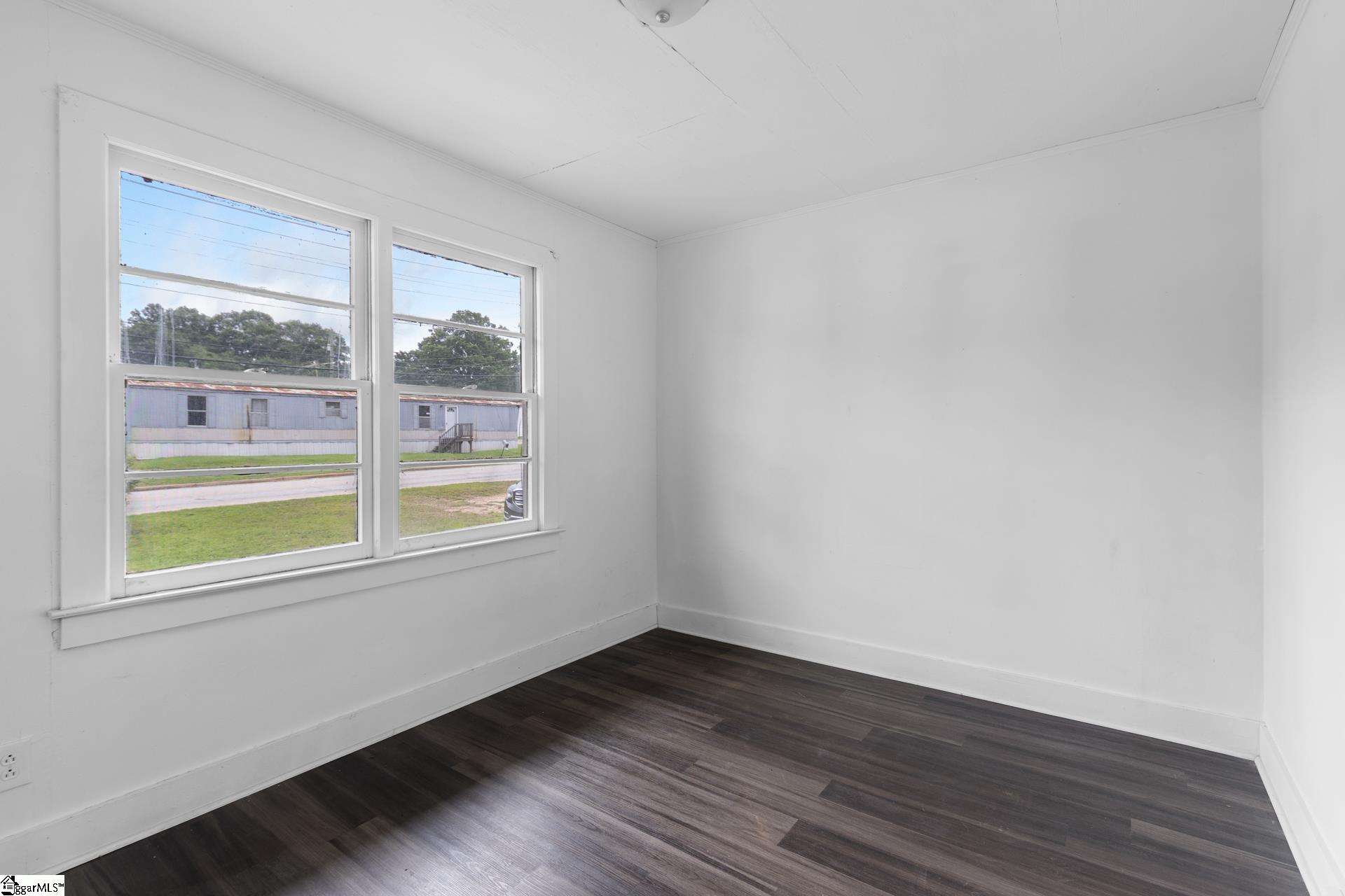 107 North Bell Street, Unit 111N Clinton, SC 29325 - Photo 30 of 37