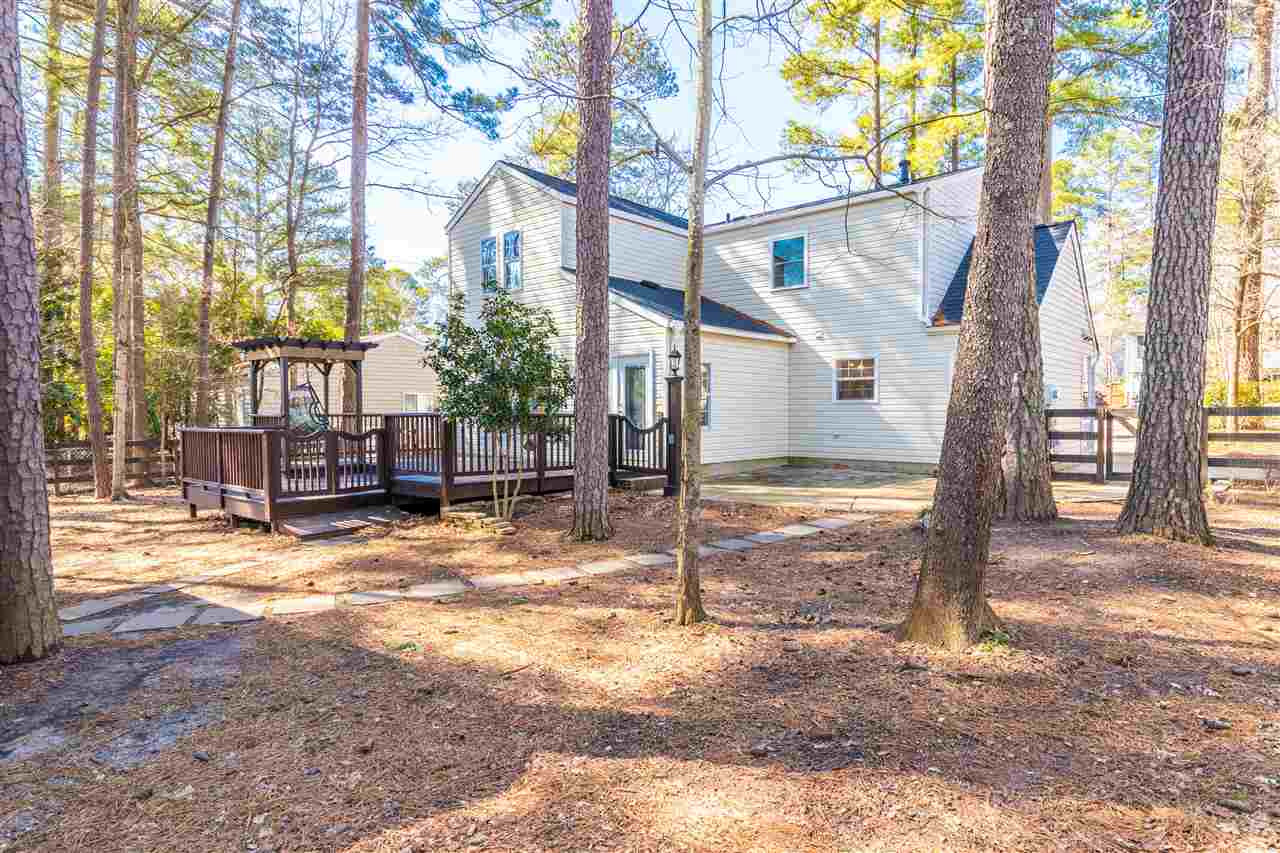 6504 Hammersmith Drive Raleigh, NC 27613 - Photo 30 of 30 Backyard Right
