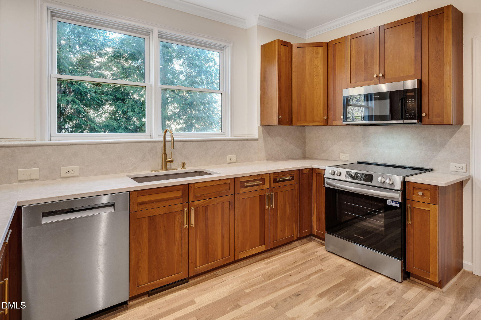 1009 Neuse Ridge Drive Clayton, NC 27527 - Photo 8 of 39 Kitchen 3