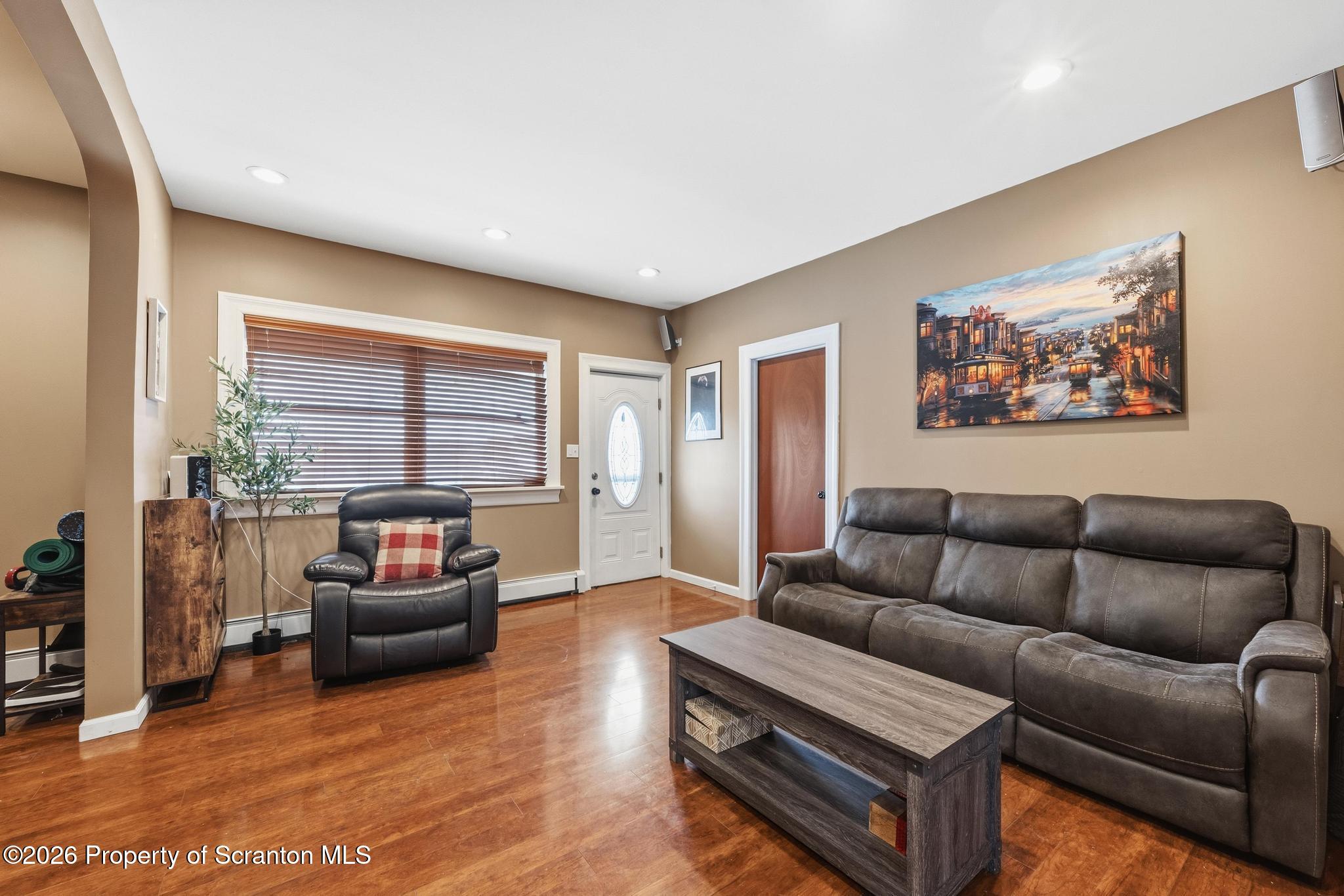 511 Fallon Street Old Forge, PA 18518 - Photo 5 of 41 DSC_1080-2