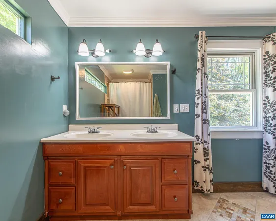 $369,900 | 908 Woodrow Avenue, Waynesboro, VA 22980
