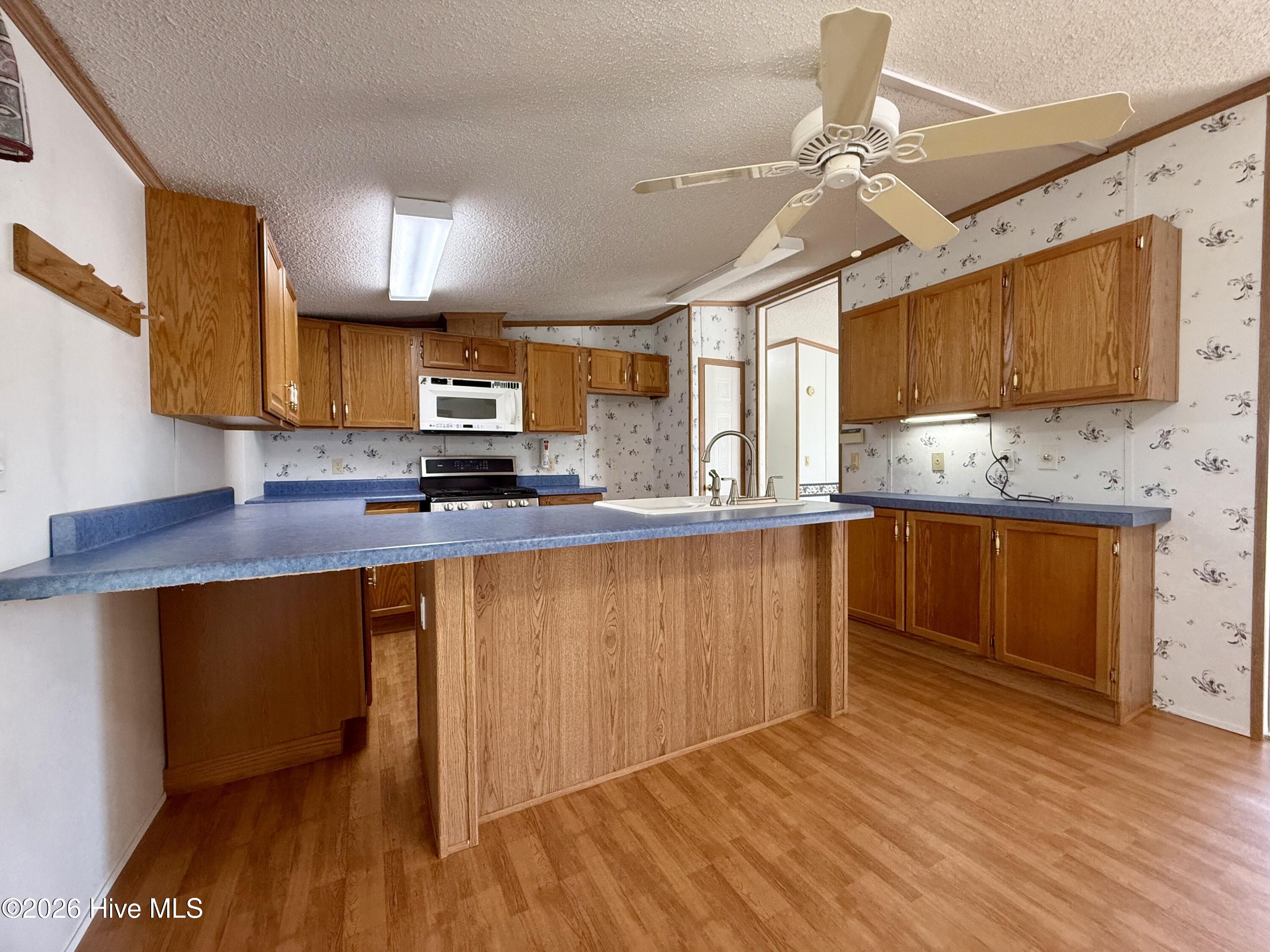 6484 Prison Camp Road Williamston, NC 27892 - Photo 28 of 56 Kitchen