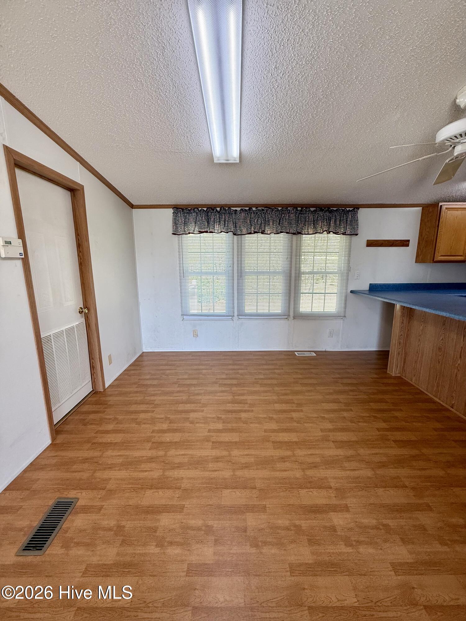 6484 Prison Camp Road Williamston, NC 27892 - Photo 32 of 56 Dining Area