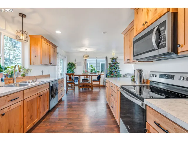 $375,000 | 1017 Highlands Loop, Willamina, OR 97396