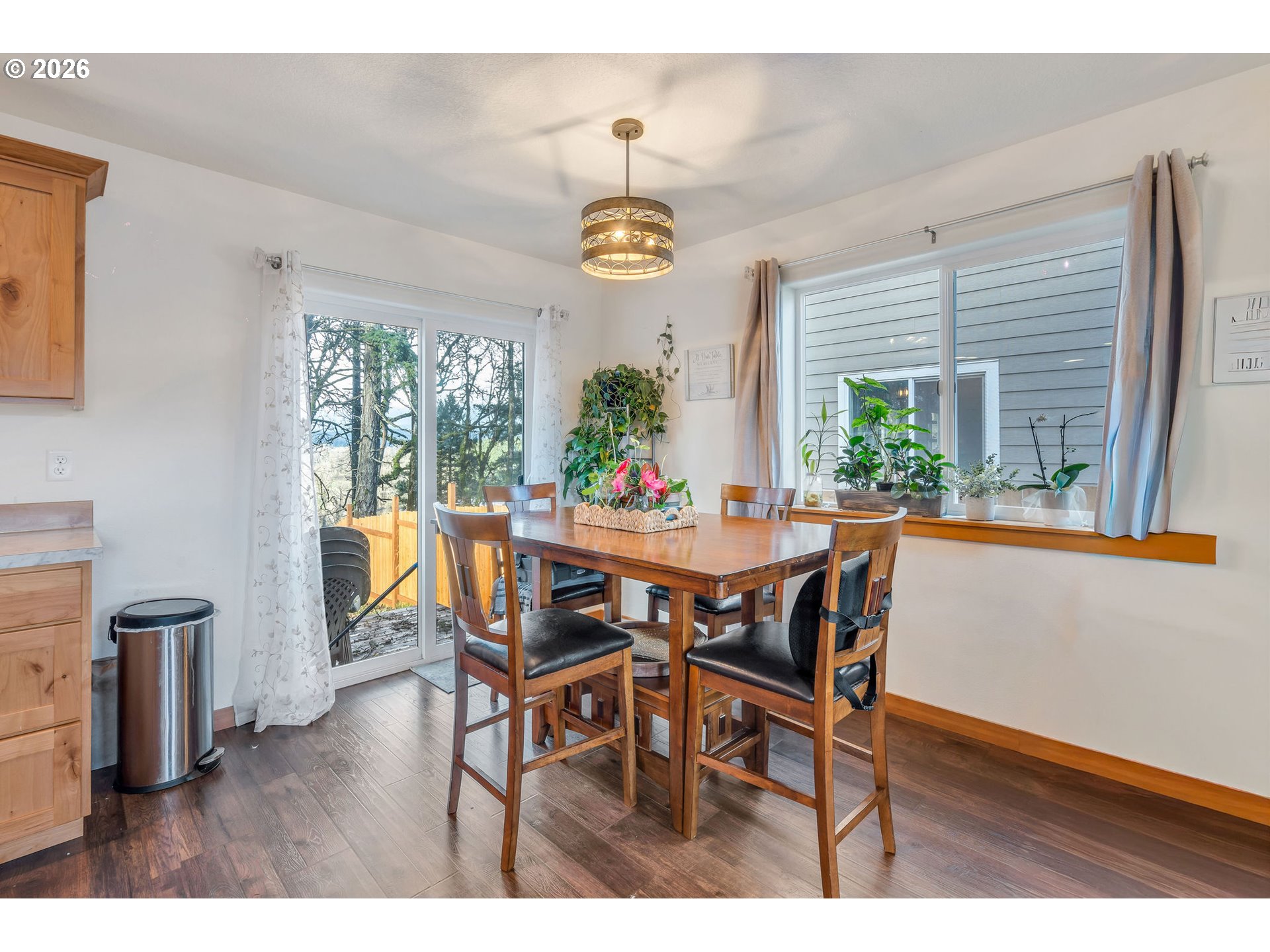 1017 Highlands Loop Willamina, OR 97396 - Photo 3 of 31