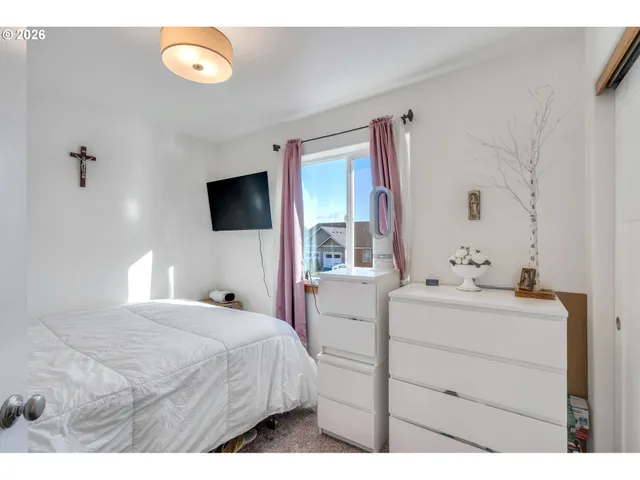 $375,000 | 1017 Highlands Loop, Willamina, OR 97396