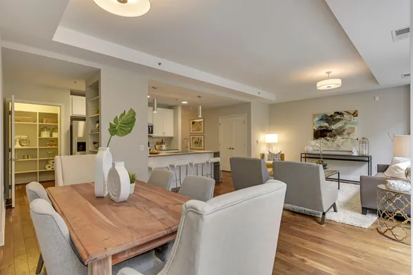 $4,343 | 212 10th Avenue South, Unit 104, Minneapolis, MN 55415