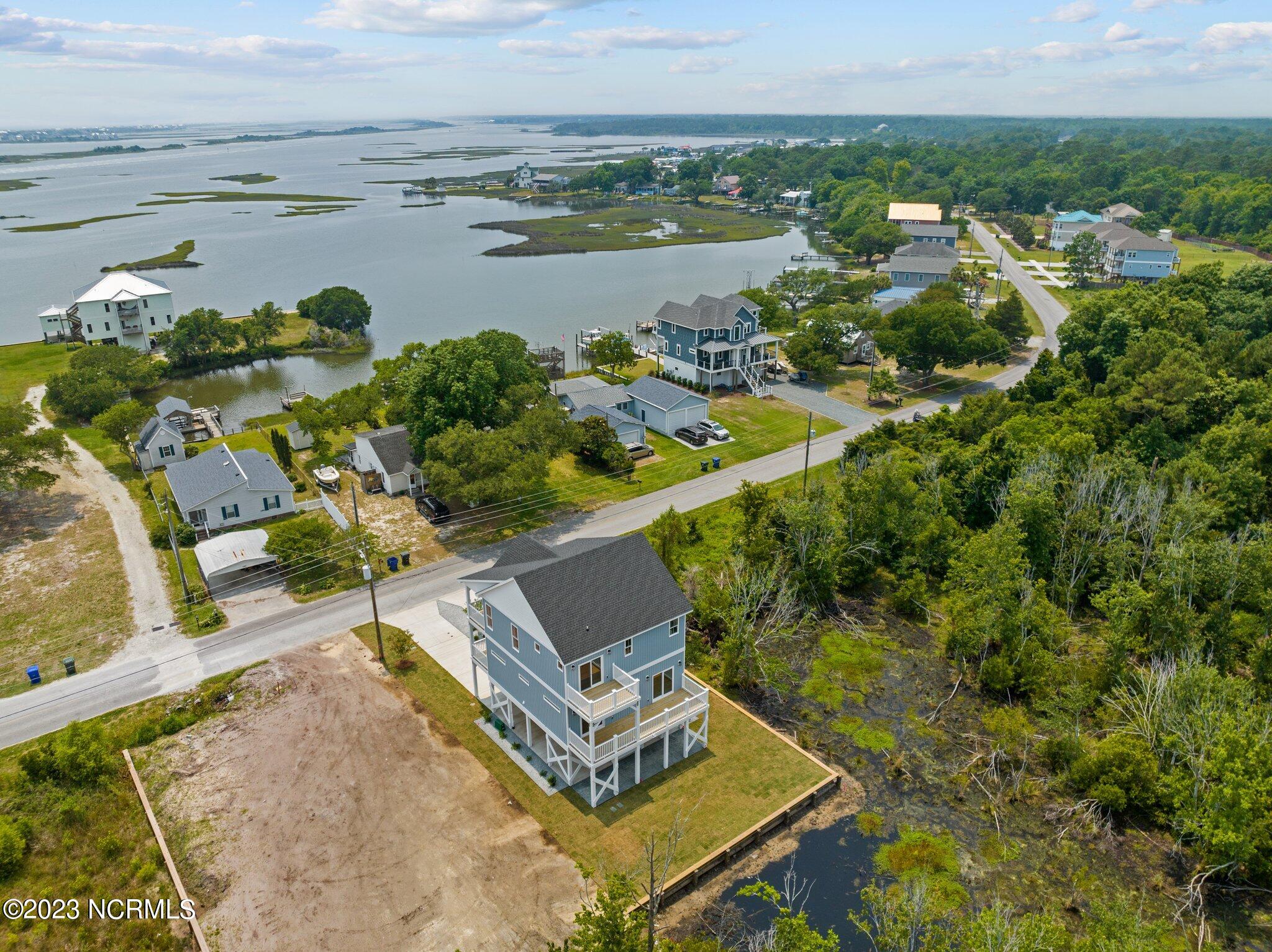 279 Little Kinston Road Surf City, NC 28445 - Photo 4 of 52 Aerial- ICW