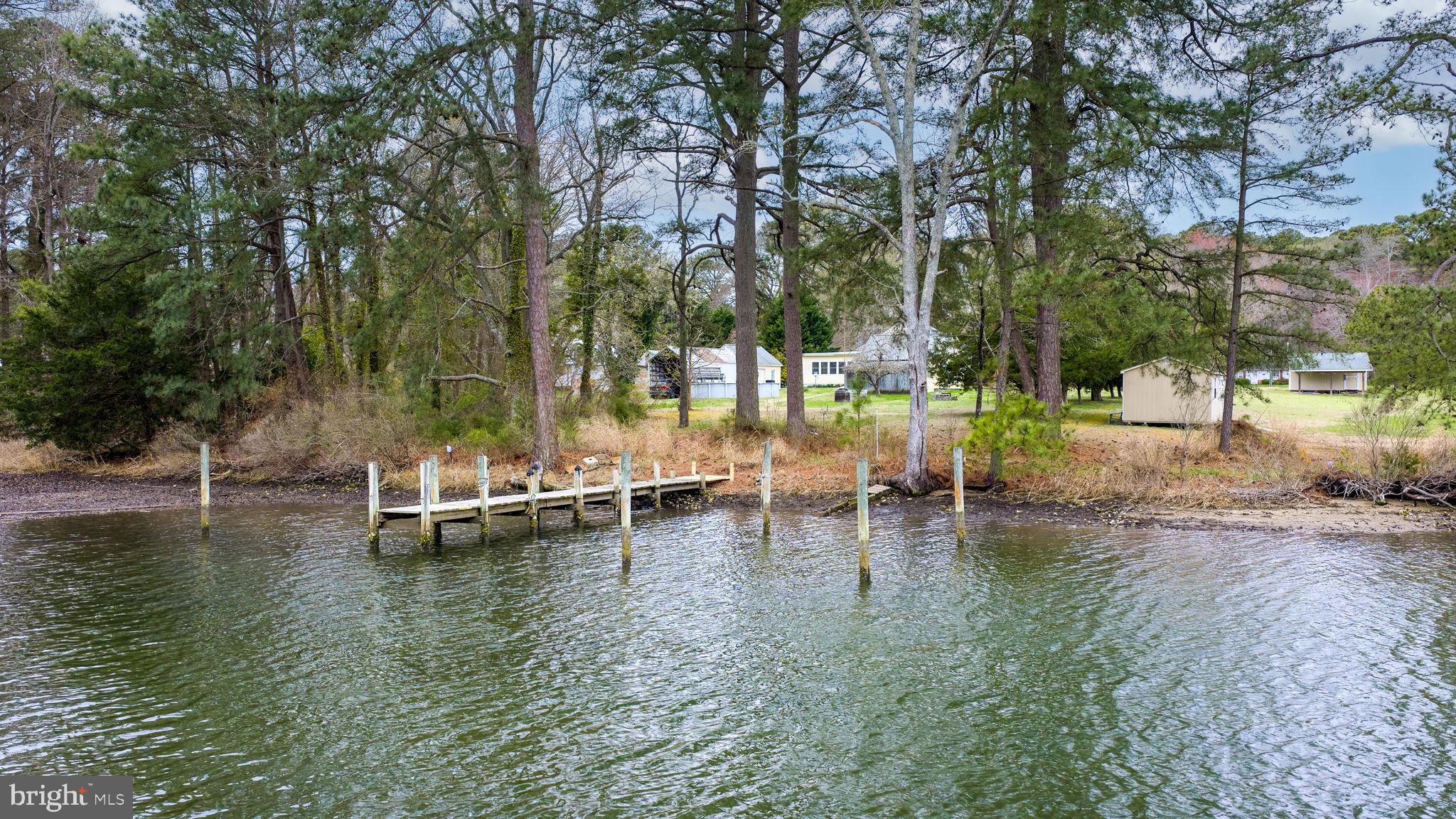 1881 Fairport Road Reedville, VA 22539 - Photo 2 of 48 Pier on Cockrells Creek