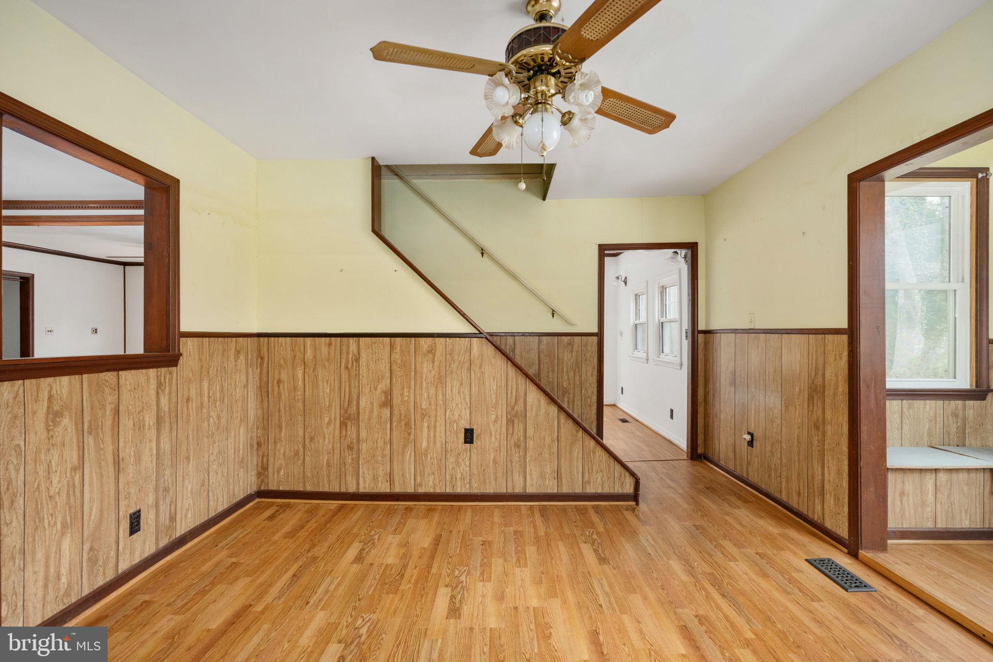 1881 Fairport Road Reedville, VA 22539 - Photo 21 of 48 Breakfast Room