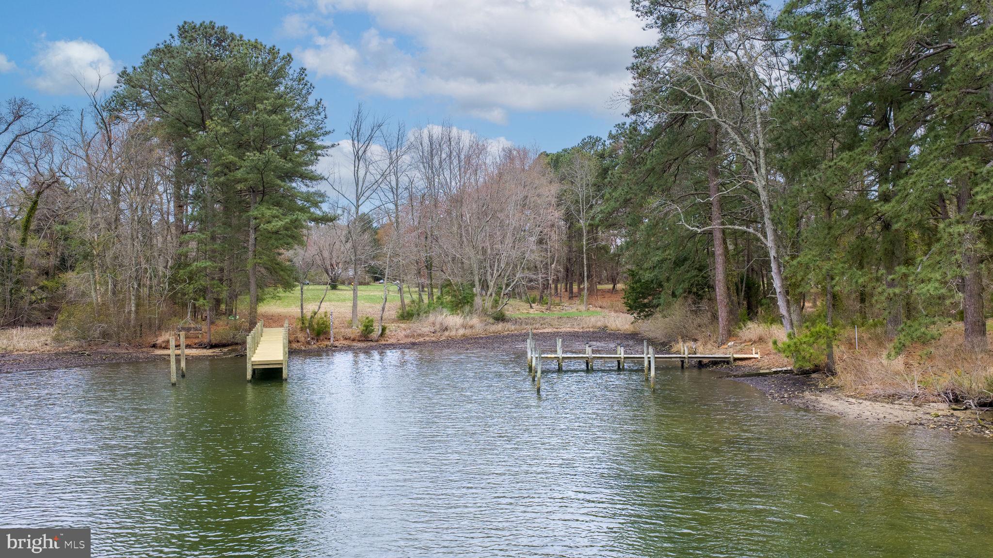 1881 Fairport Road Reedville, VA 22539 - Photo 42 of 48 Pier on Cockrells Creek