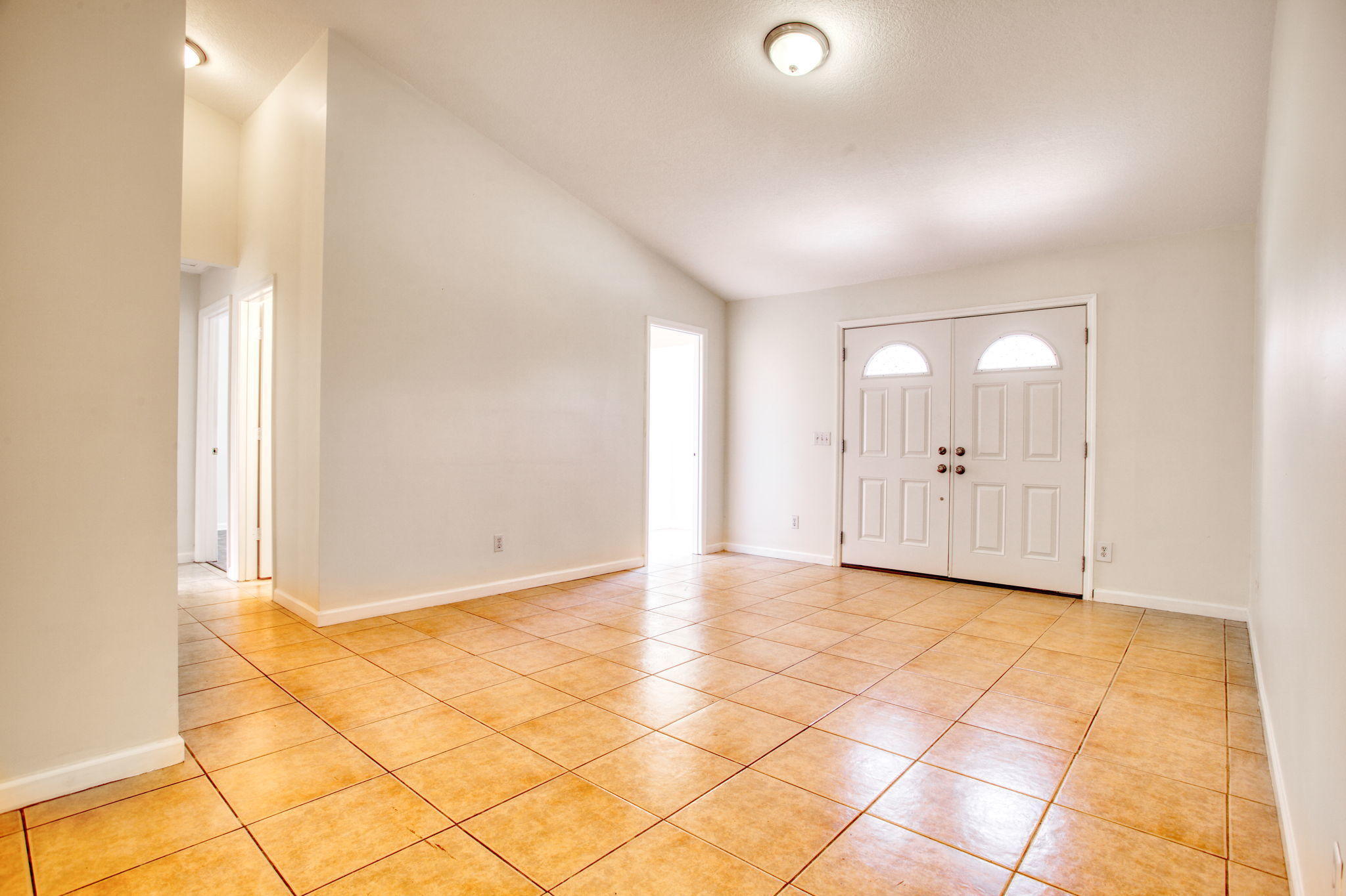 4302 Southwest Jaunt Road Port St. Lucie, FL 34953 - Photo 11 of 32 a view of an empty room