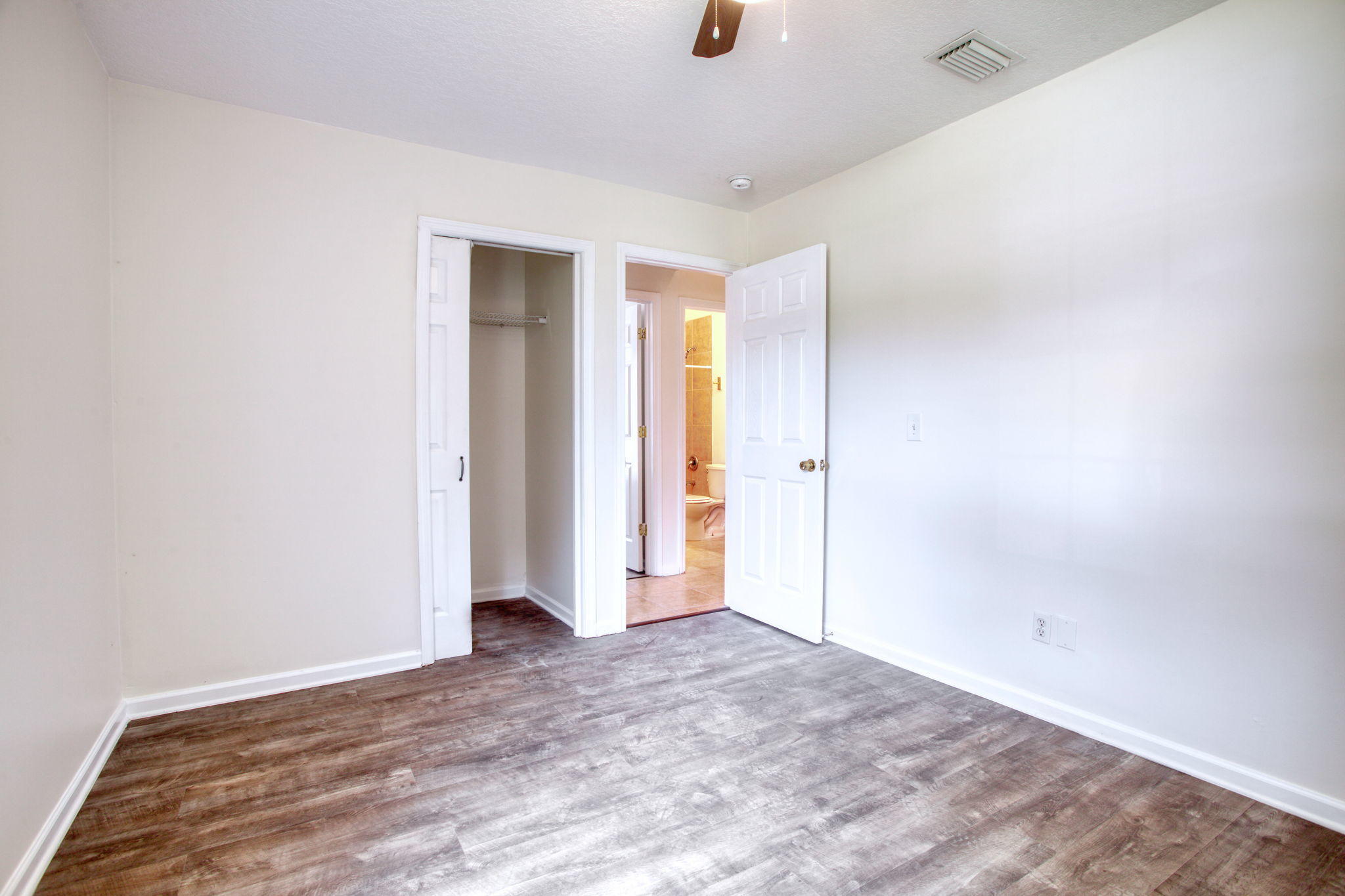 4302 Southwest Jaunt Road Port St. Lucie, FL 34953 - Photo 24 of 32 a view of an empty room