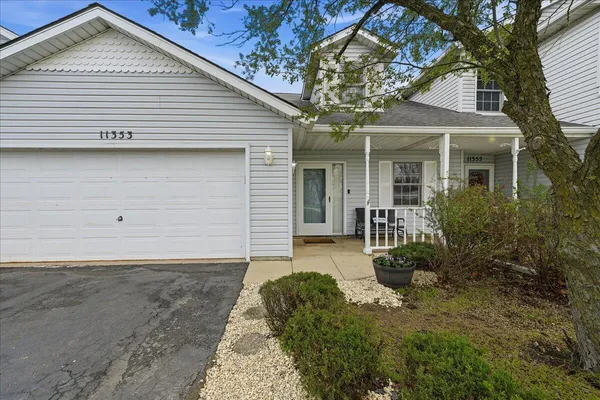 $250,000 | 11353 Ventura Drive, St. John, IN 46373