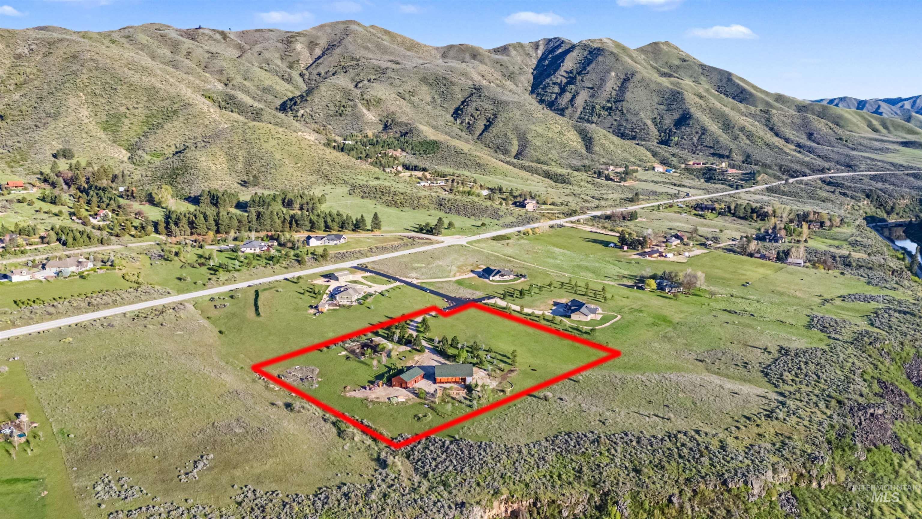 15 Rim Canyon Lane Boise, ID 83716 - Photo 30 of 31 View of property location featuring property boundaries highlighted and a mountain backdrop