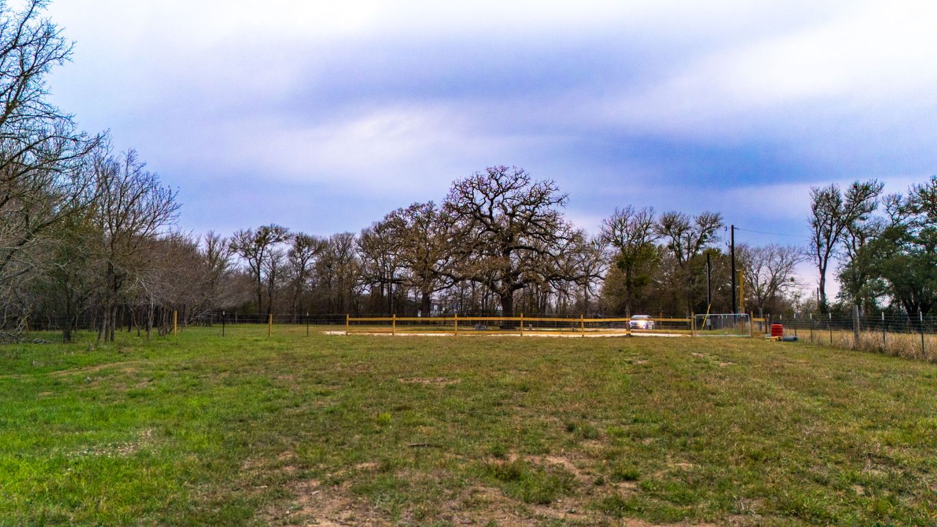 199 Sand Hill Road Dale, TX 78616 - Photo 18 of 18 a view of a basketball court