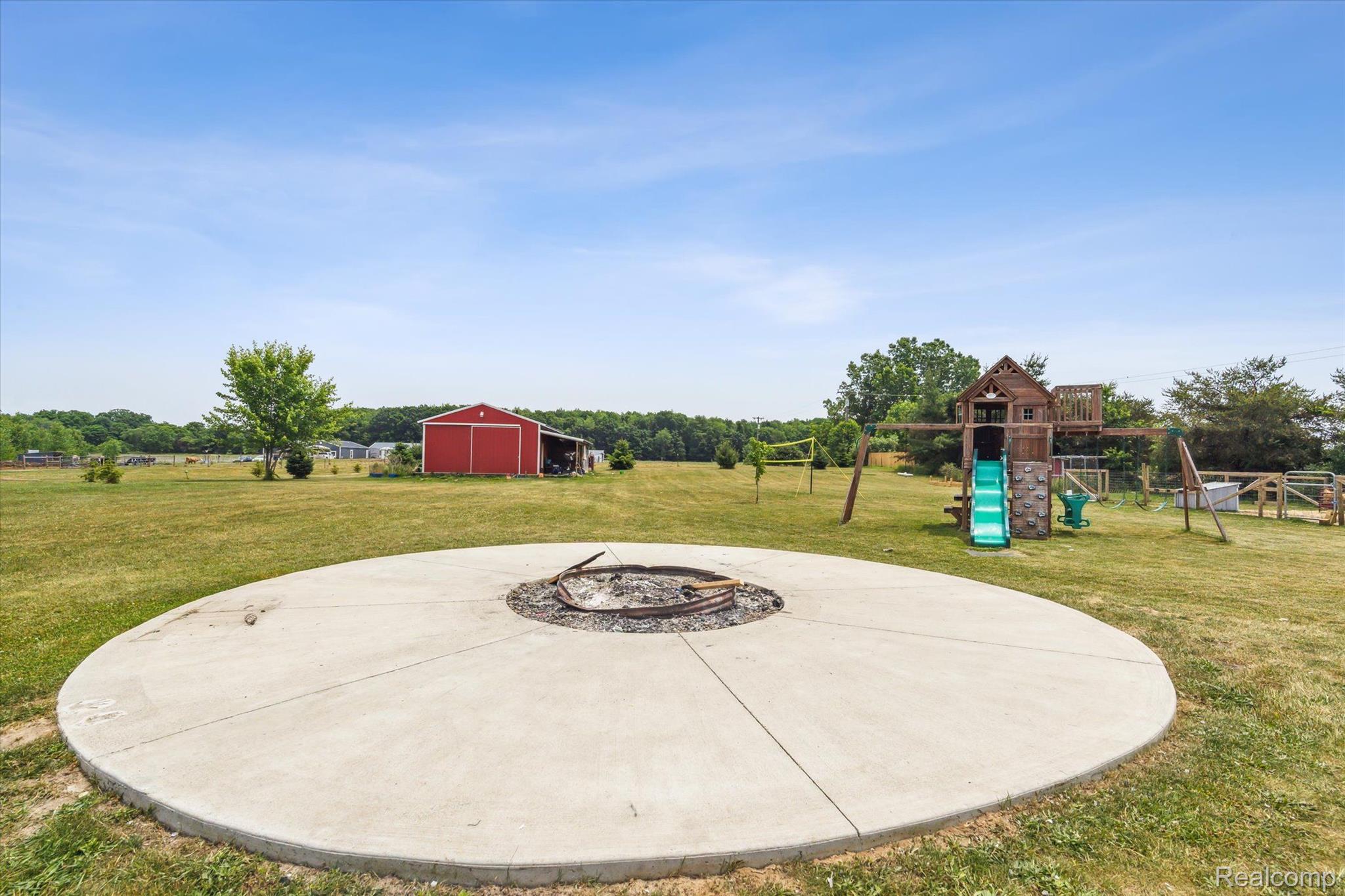 7640 North Robb Road Fowlerville, MI 48836 - Photo 38 of 51 Gallery Image 38