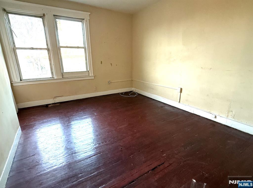 66 Scheerer Avenue Newark, NJ 07112 - Photo 14 of 24