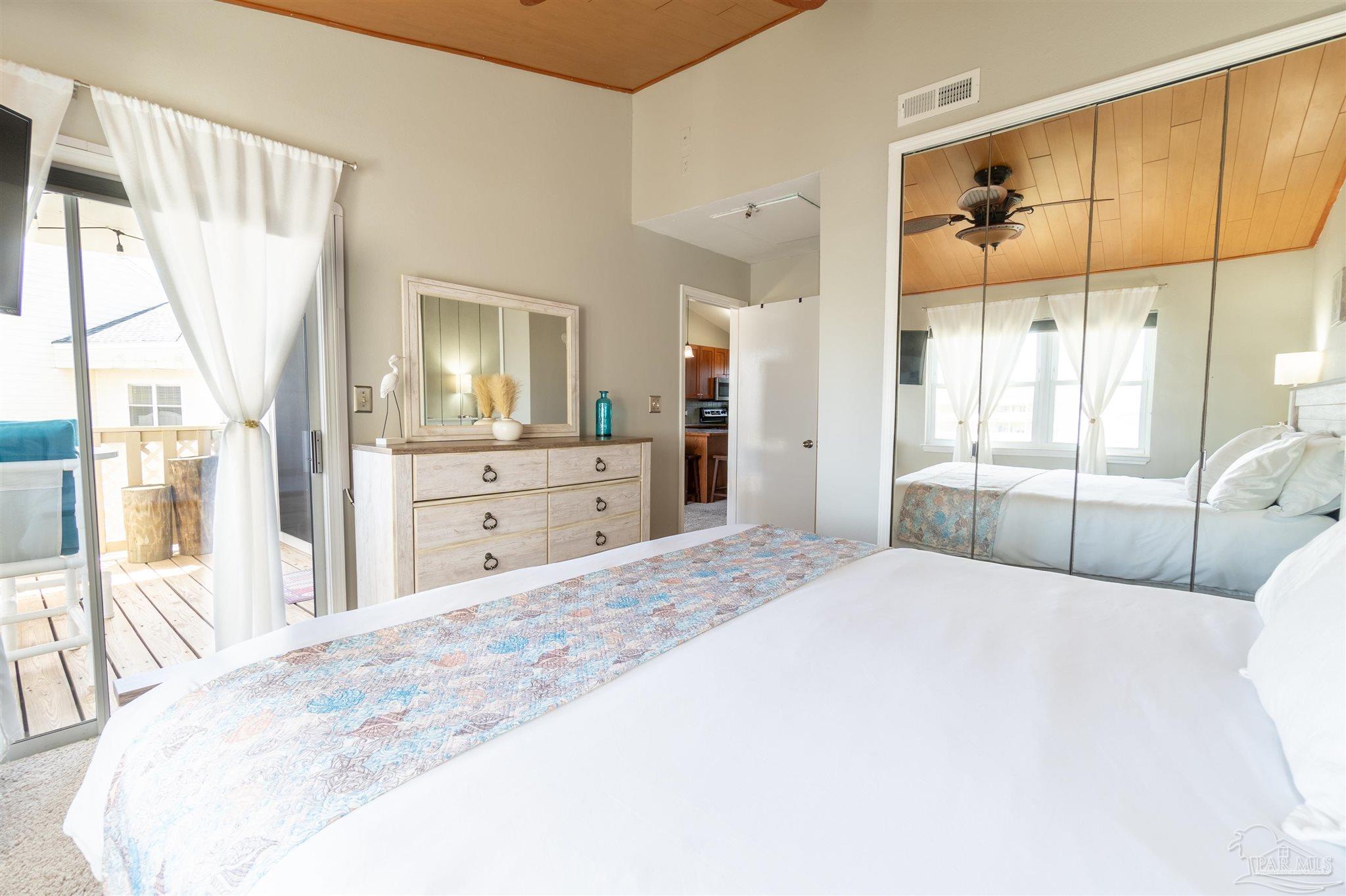 1150 Fort Pickens Road, Unit D11 Pensacola Beach, FL 32561 - Photo 14 of 44