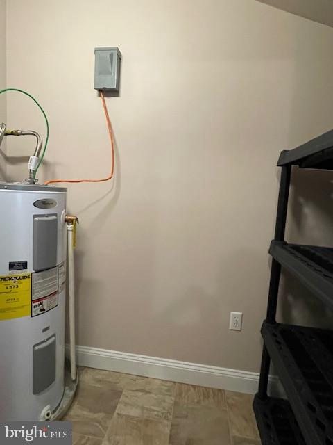 346 Coolidge Avenue Carneys Point, NJ 08069 - Photo 21 of 24 a utility room with dryer and washer