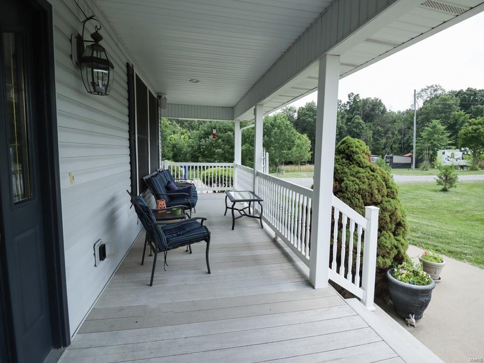 1338 Wagon Creek Road Creal Springs, IL 62922 - Photo 15 of 45