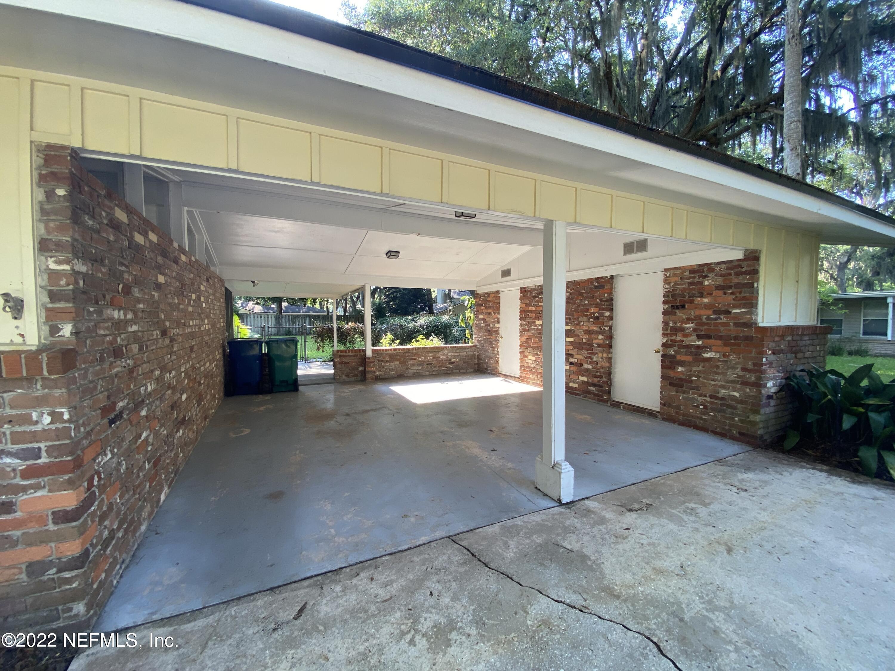 1301 Kings Road Neptune Beach, FL 32266 - Photo 3 of 15 IMG-6156