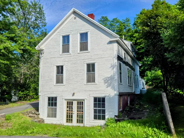$149,900 | 12 Depot Street, Kingfield, ME 04947