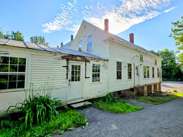 $149,900 | 12 Depot Street, Kingfield, ME 04947