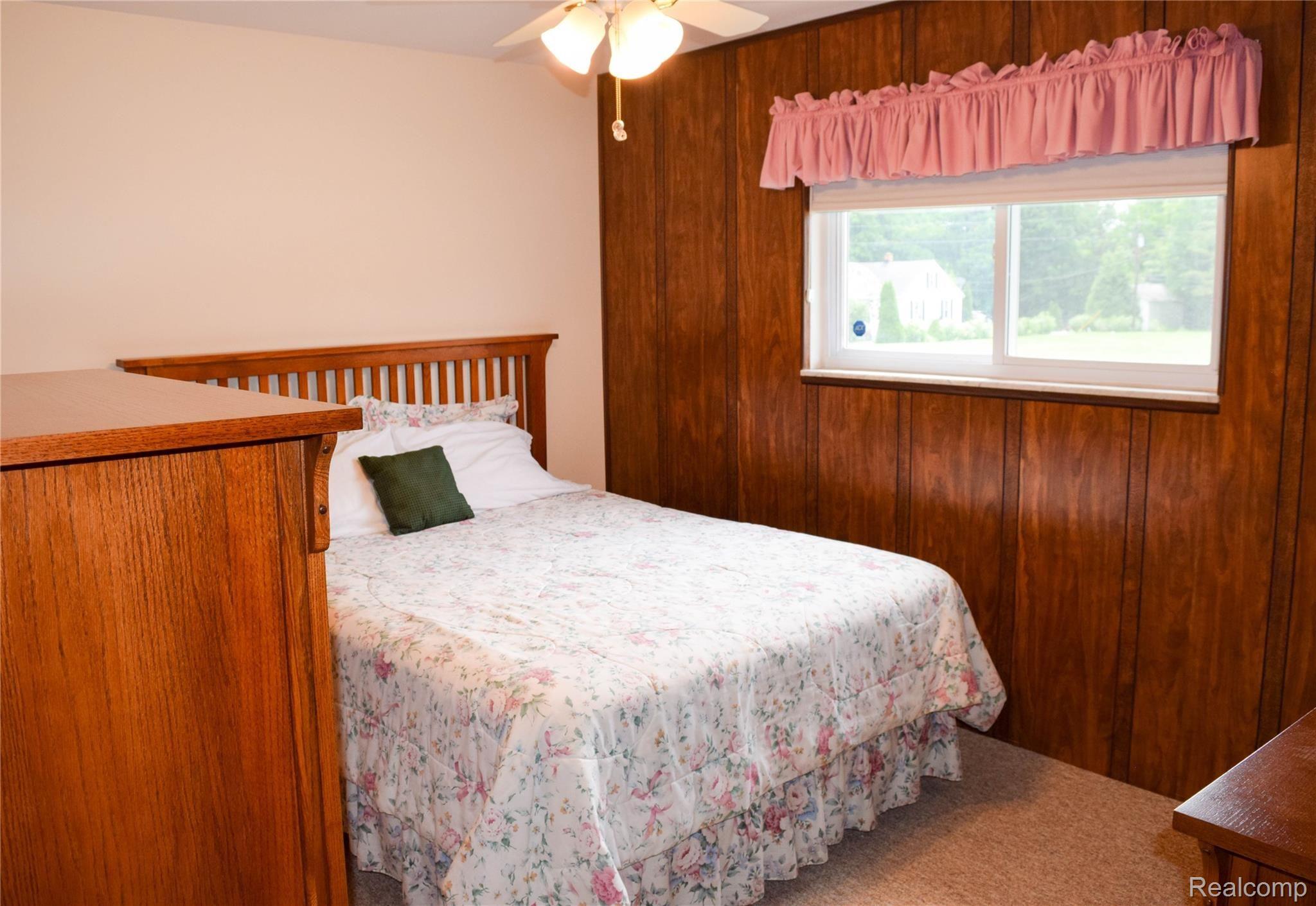 15899 Allen Road Southgate, MI 48195 - Photo 35 of 50 DSC_0114 (4).jpg