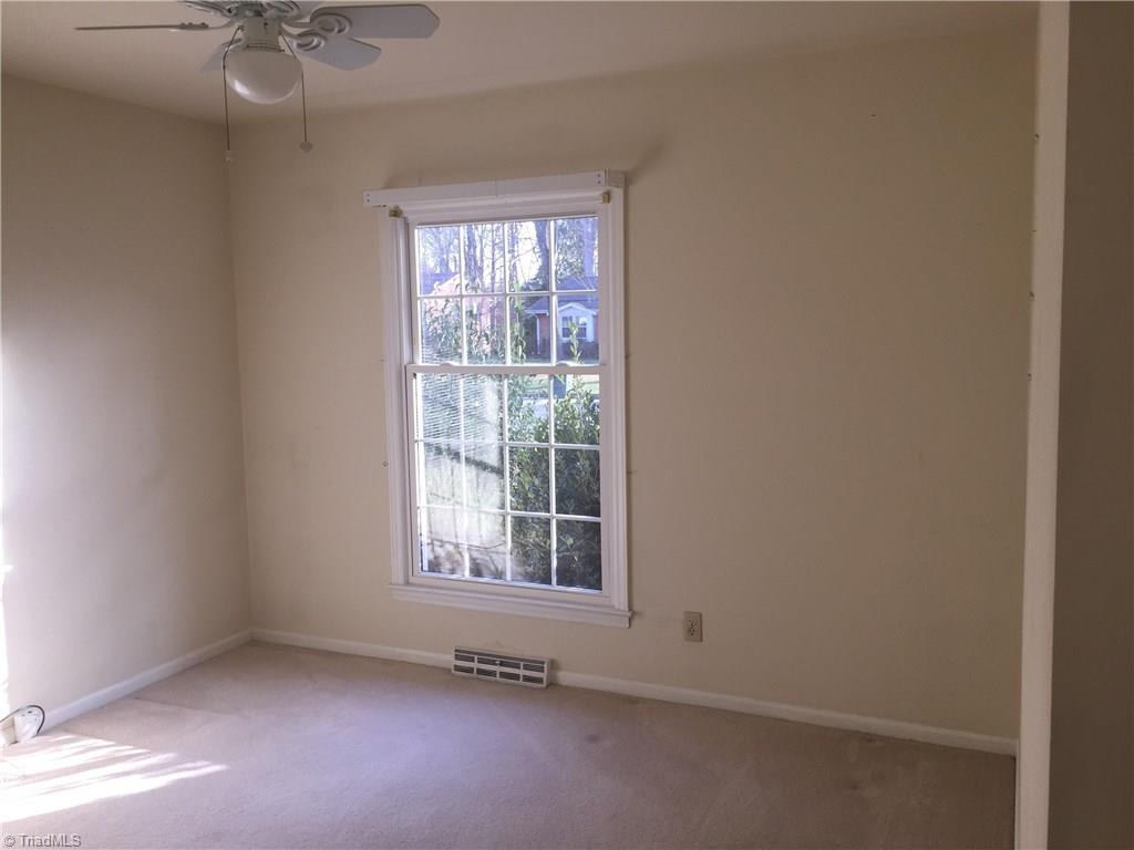 2208 Timberlake Avenue High Point, NC 27265 - Photo 11 of 18 Bedroom