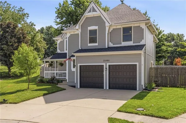 $399,999 | 21901 West 47th Terrace, Shawnee, KS 66226