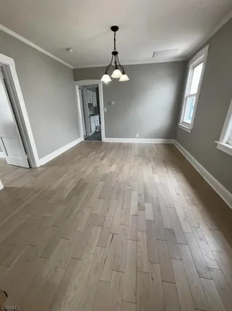 $2,300 | 8 North 12th Street, Hawthorne, NJ 07506