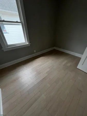 $2,300 | 8 North 12th Street, Hawthorne, NJ 07506