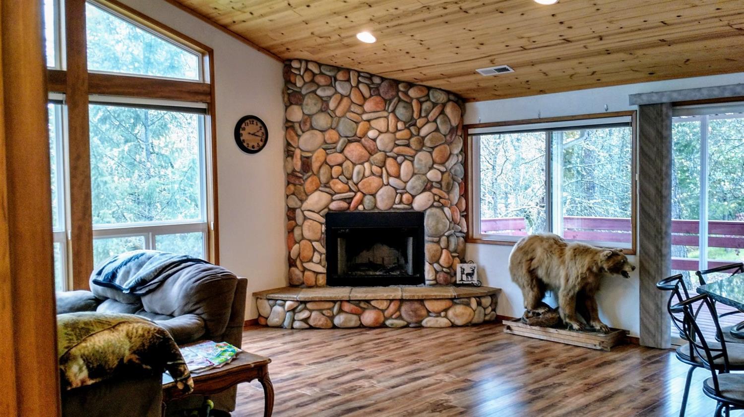 350 Rene Drive Shady Cove, OR 97539 - Photo 10 of 33 Additional Photo