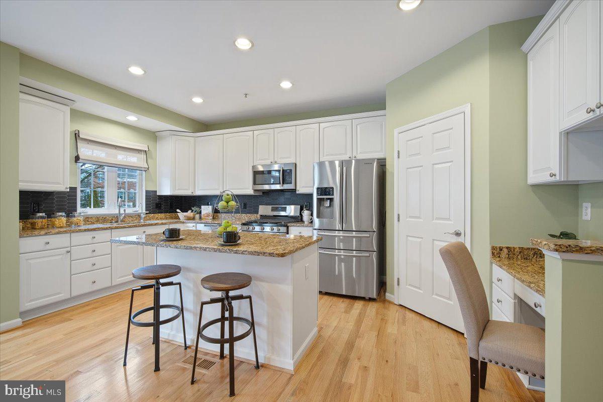607 Gatestone Street Gaithersburg, MD 20878 - Photo 13 of 31