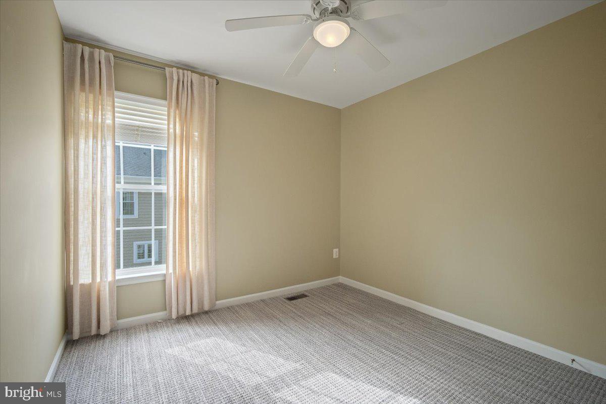 607 Gatestone Street Gaithersburg, MD 20878 - Photo 27 of 31 Bedroom #3