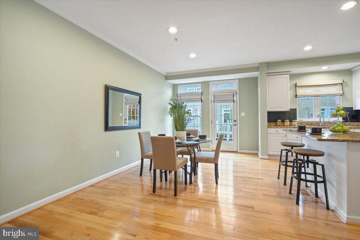 607 Gatestone Street Gaithersburg, MD 20878 - Photo 10 of 31 Door to Back Deck