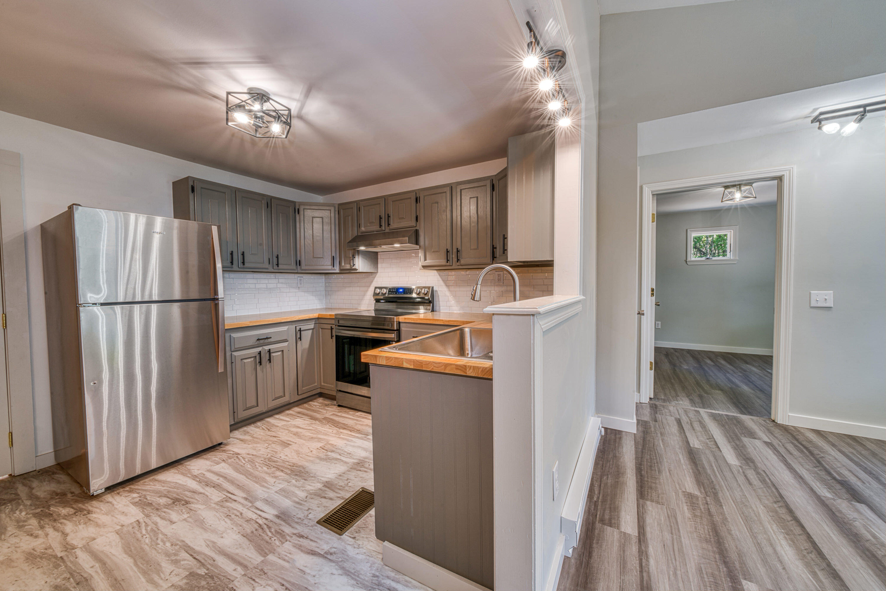 47 Main Road North Hampden, ME 04444 - Photo 14 of 42