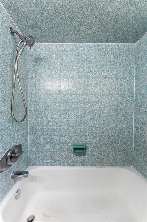 2711 West Heiter Street Tampa, FL 33607 - Photo 10 of 36