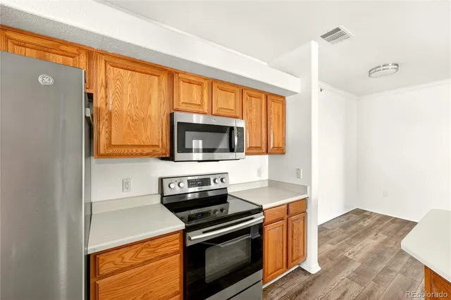$2,300 | 18929 East Warren Circle, Unit C205, Aurora, CO 80013