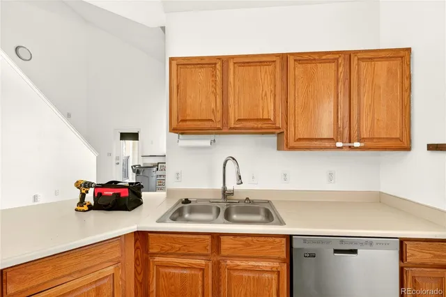 $2,300 | 18929 East Warren Circle, Unit C205, Aurora, CO 80013