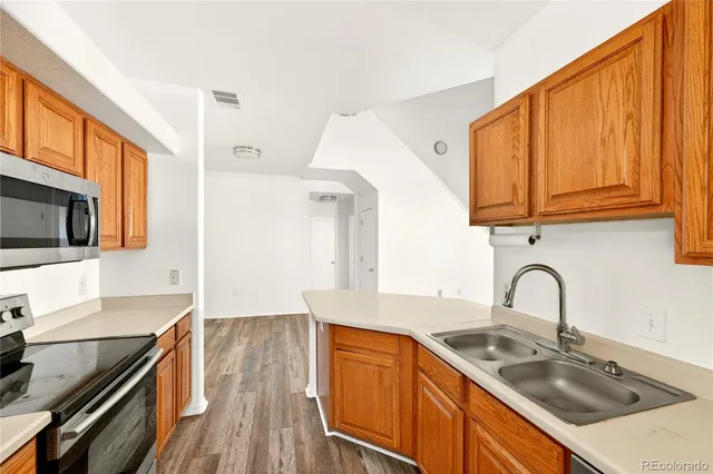 $2,300 | 18929 East Warren Circle, Unit C205, Aurora, CO 80013