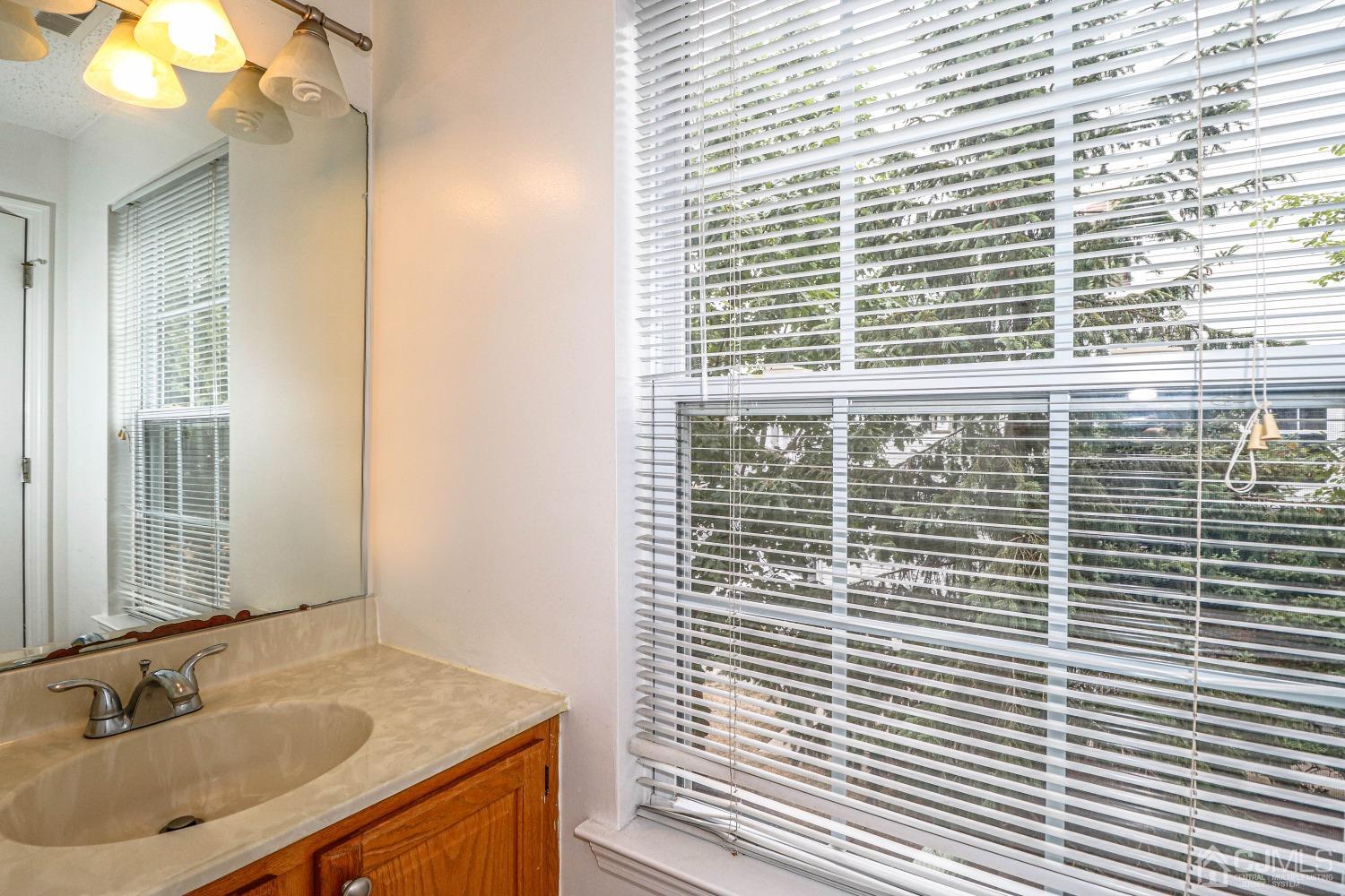 44 Prestwick Way Edison, NJ 08820 - Photo 10 of 22 Gallery Image 10