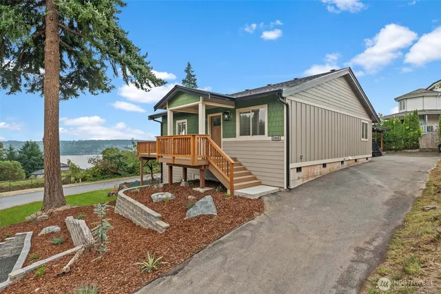 $924,500 | 1268 Pilchuck Drive Fi, Fox Island, WA 98333