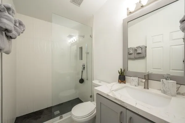 $5,500 | 24 Beach Drive, Key West, FL 33040