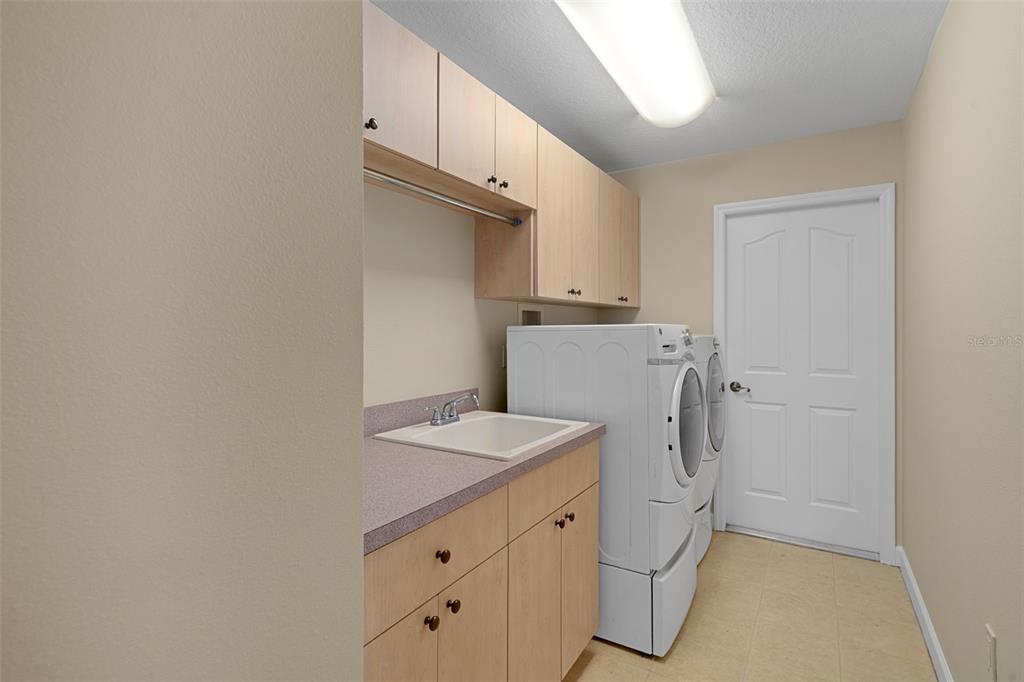 12265 Fulmar Road Weeki Wachee, FL 34614 - Photo 34 of 55