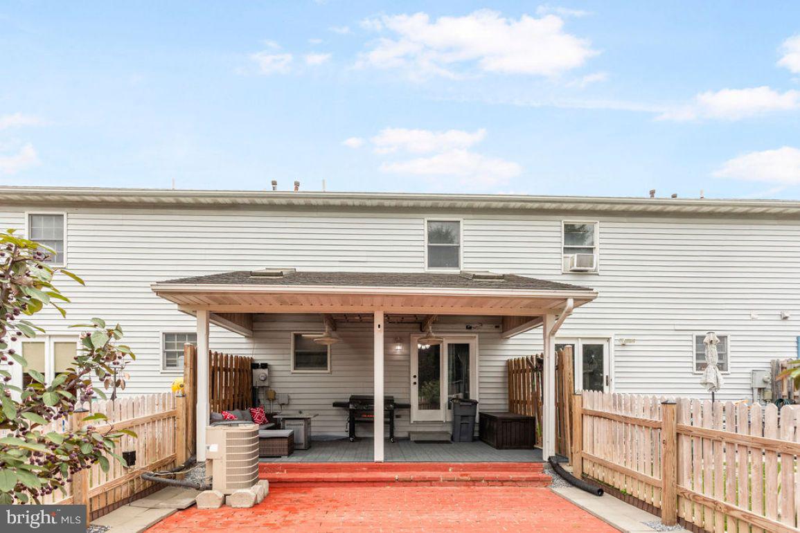 228 Georgetown Court Hanover, PA 17331 - Photo 22 of 26